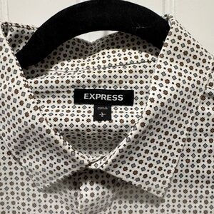 Express Performance Button Down